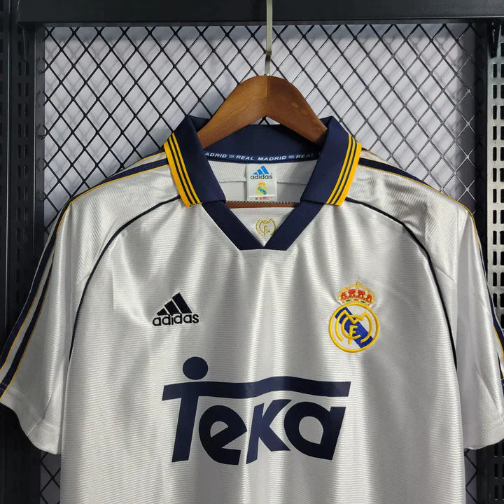 Real Madrid 1998-00 Home | Retro Jersey