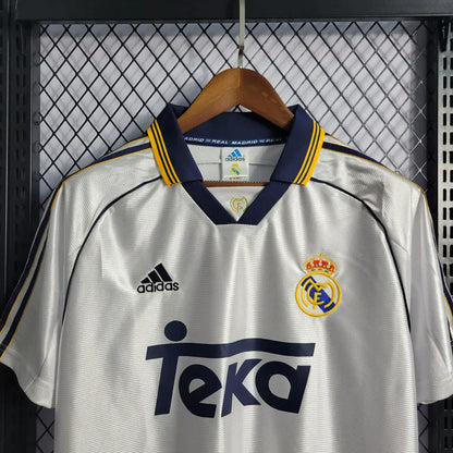 Real Madrid 1998-00 Home | Retro Jersey